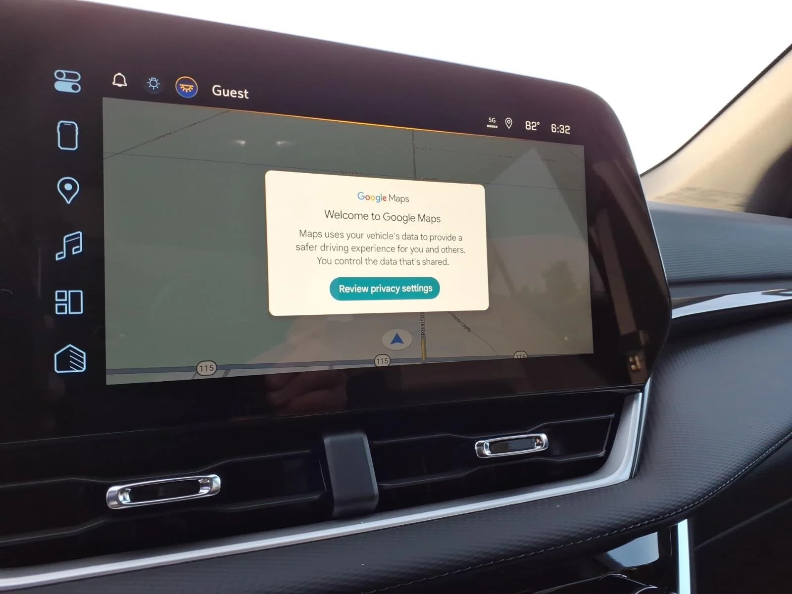 2027 Chevrolet Equinox LT - Photo 10