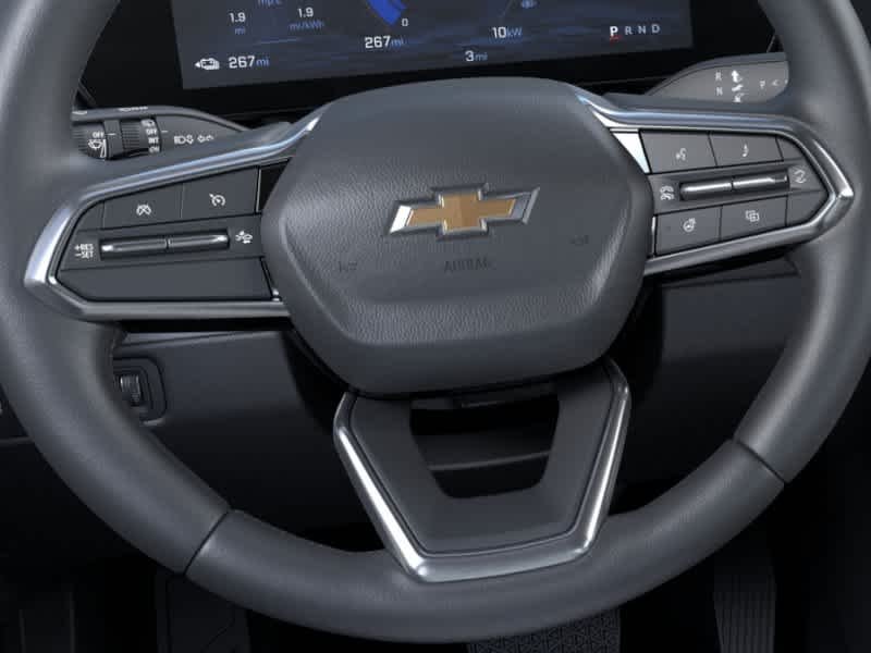 New 2025 Summit White Chevrolet LT image 19