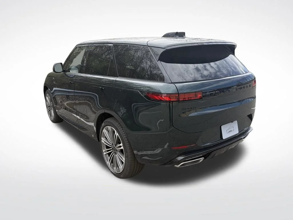 New 2026 Green Land Rover Dynamic SE image 6