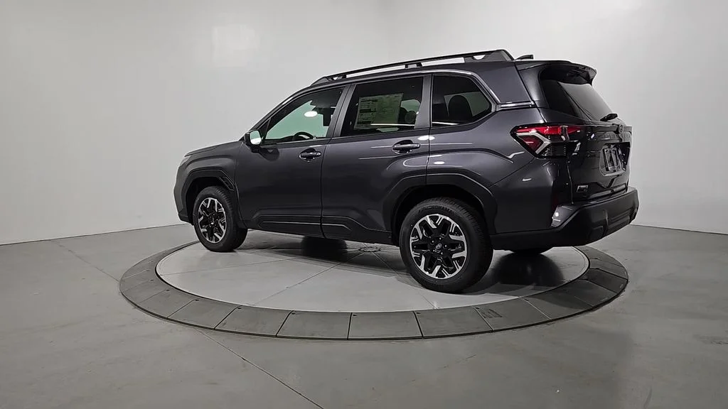 New 2026 MAGNETITE GRAY METALLIC Subaru Premium image 3