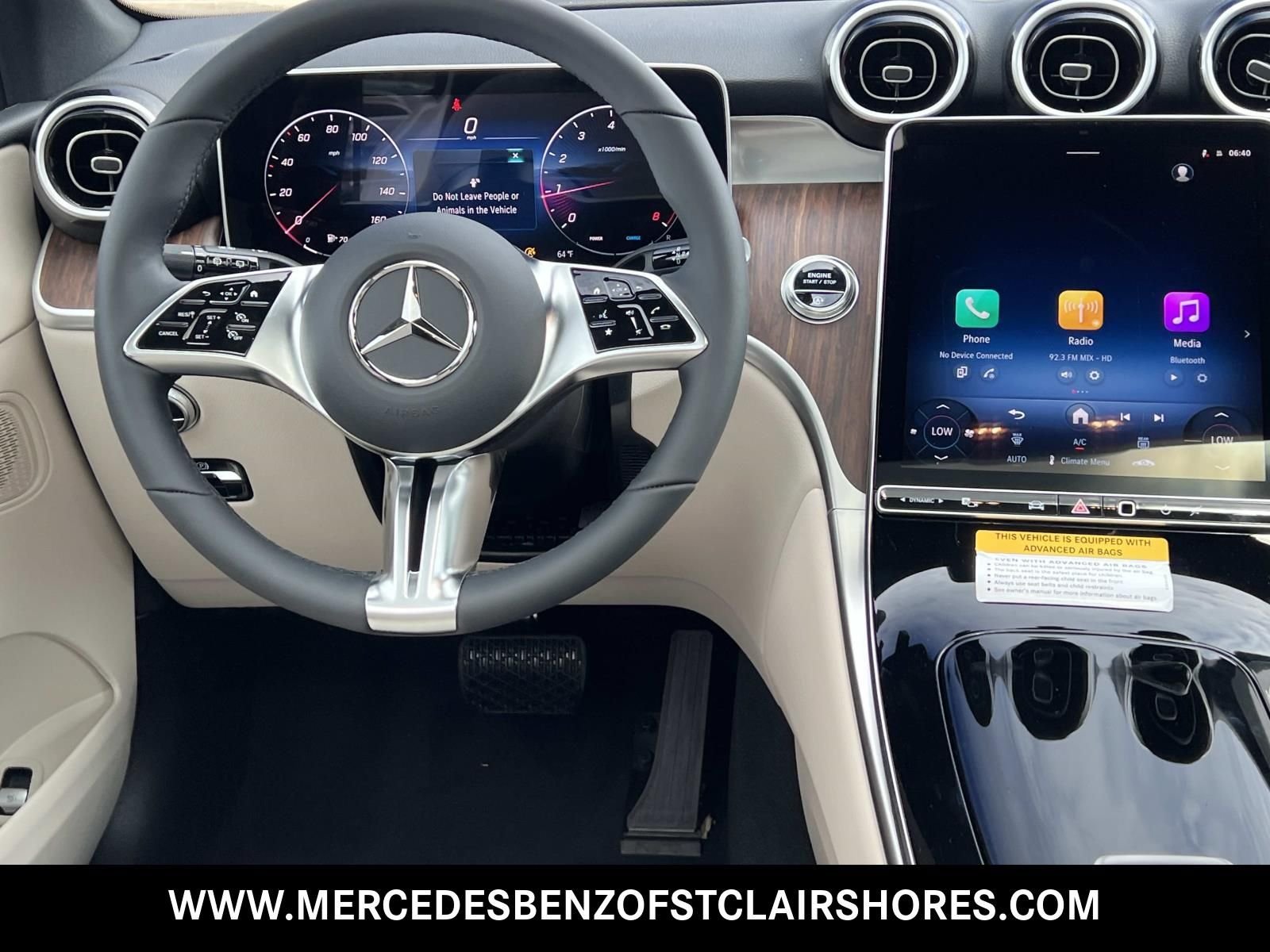 New 2026 Polar White Mercedes-Benz GLC 300 image 14
