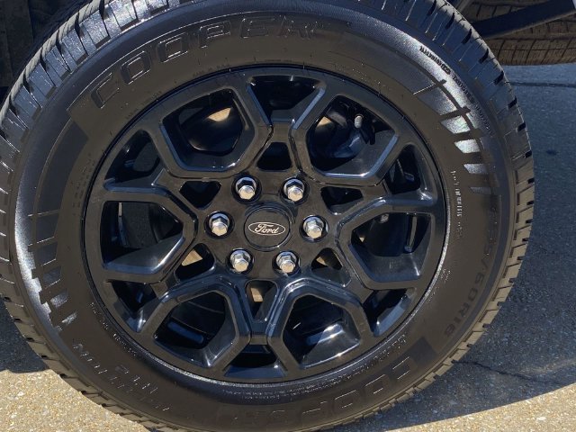 Used 2024 White Ford XLT image 8