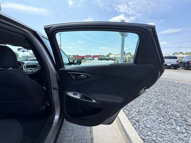 Used 2023 Gray Chevrolet LT image 21