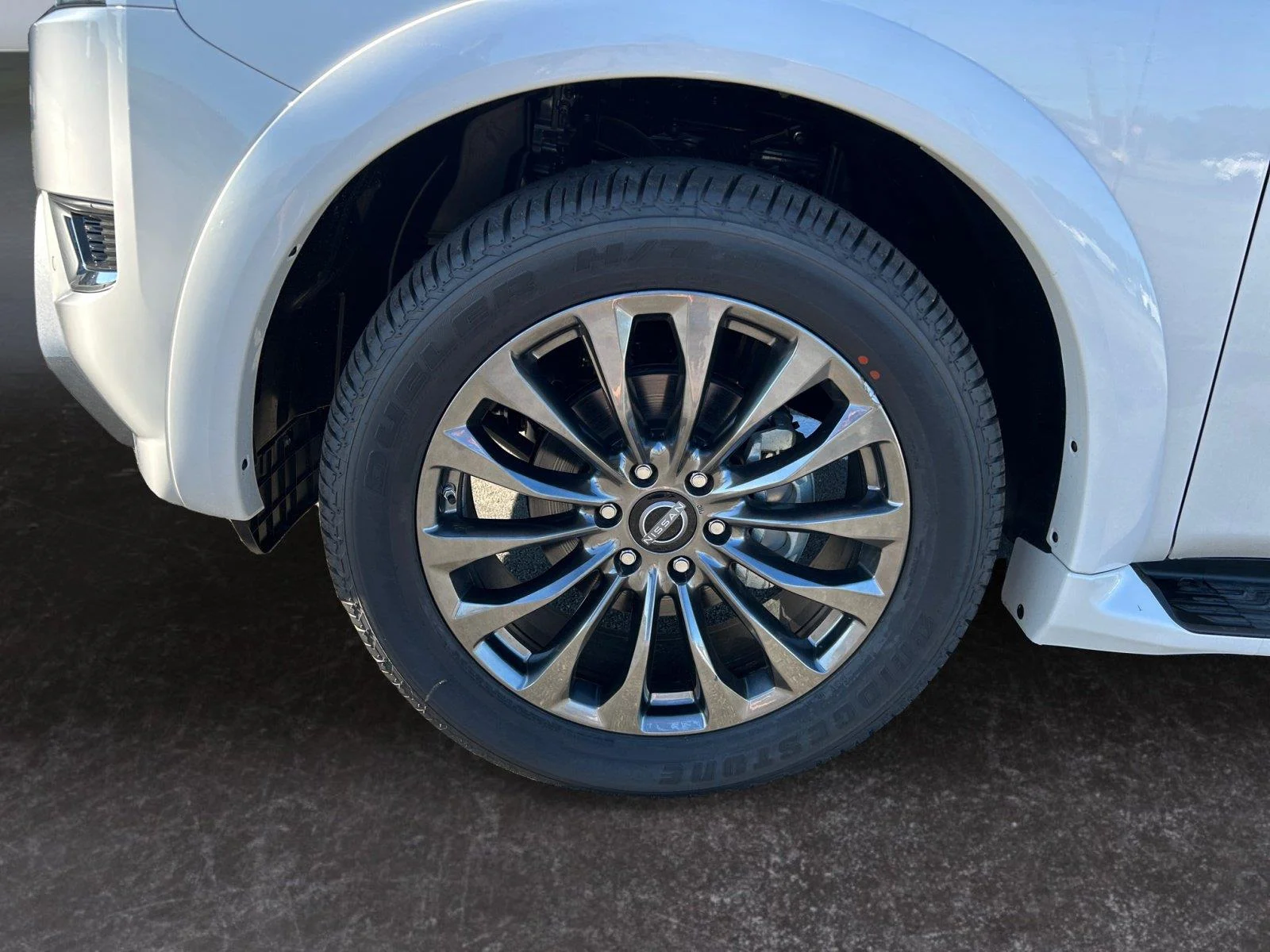 Used 2023 Aspen White Tricoat Nissan Platinum image 15