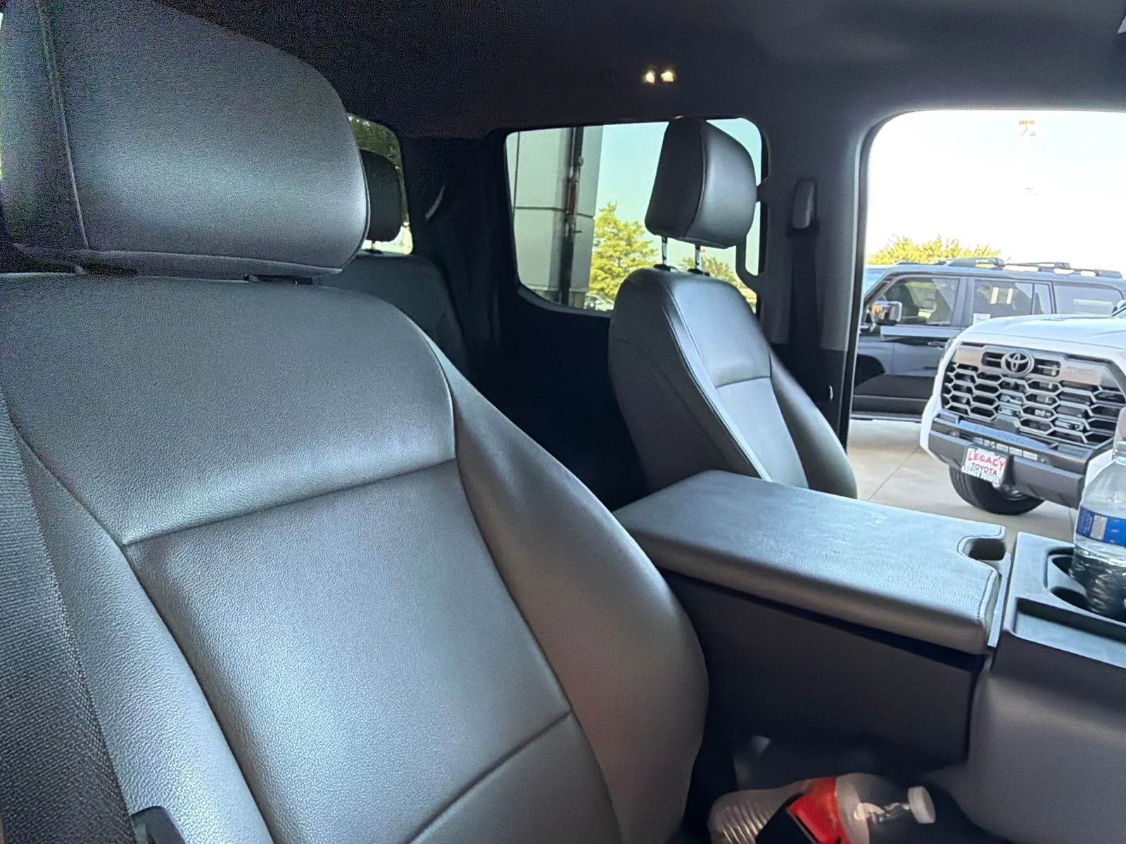 Used 2023 Black Ford XL image 31