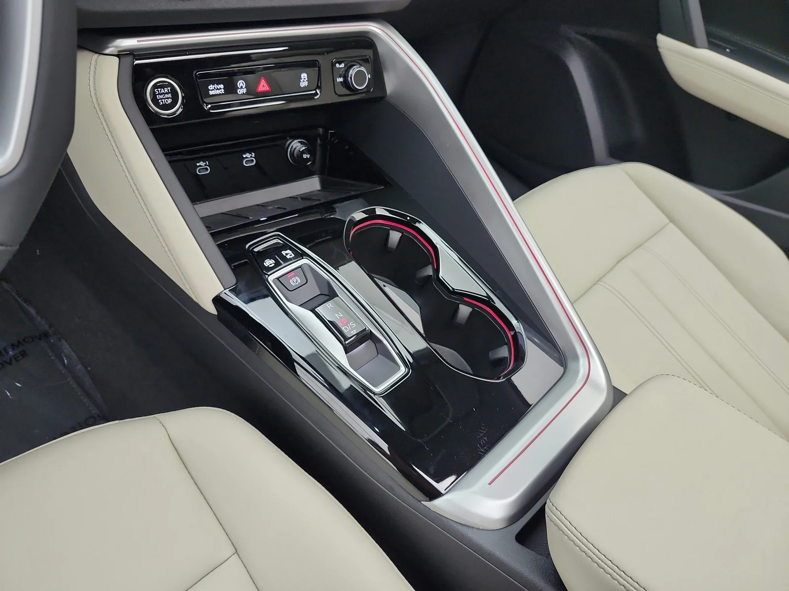 New 2026 Glacier White Metallic Audi Premium Plus 2.0 TFSI quattro image 10