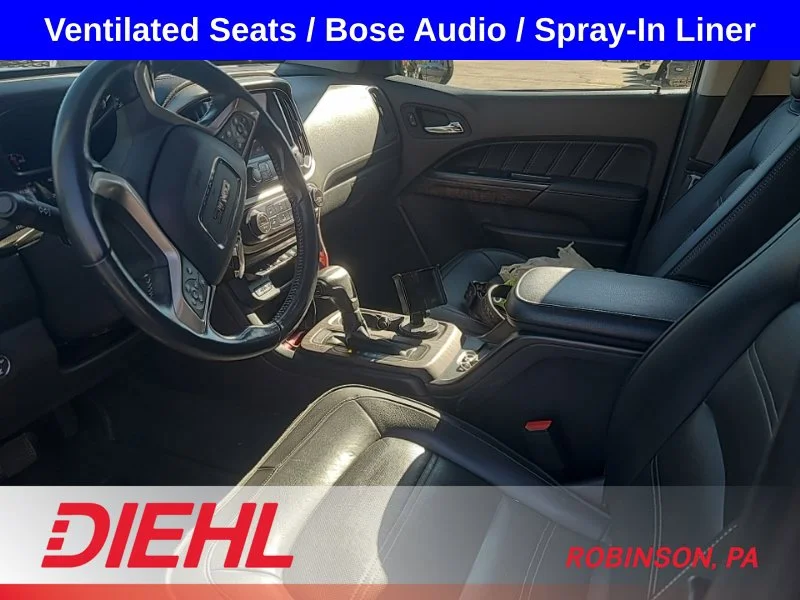 Used 2021 Gray GMC Denali image 10