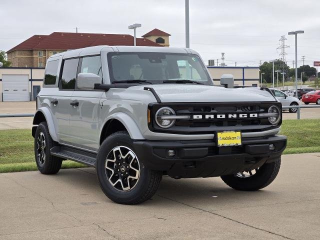New 2026 Avalanche Gray Ford Outer Banks® image 21
