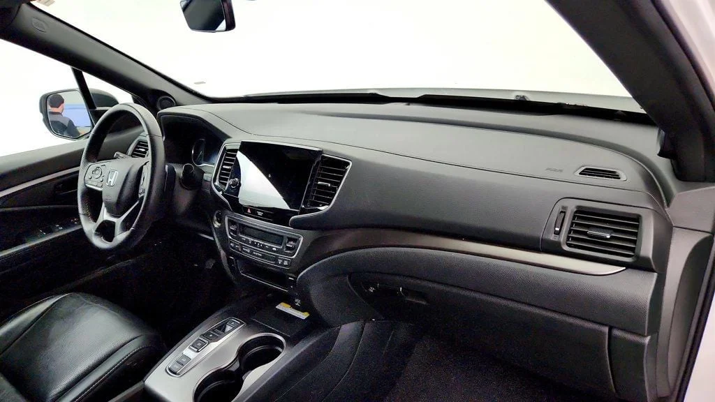 Used 2023 Platinum White Pearl Honda EX-L AWD image 24