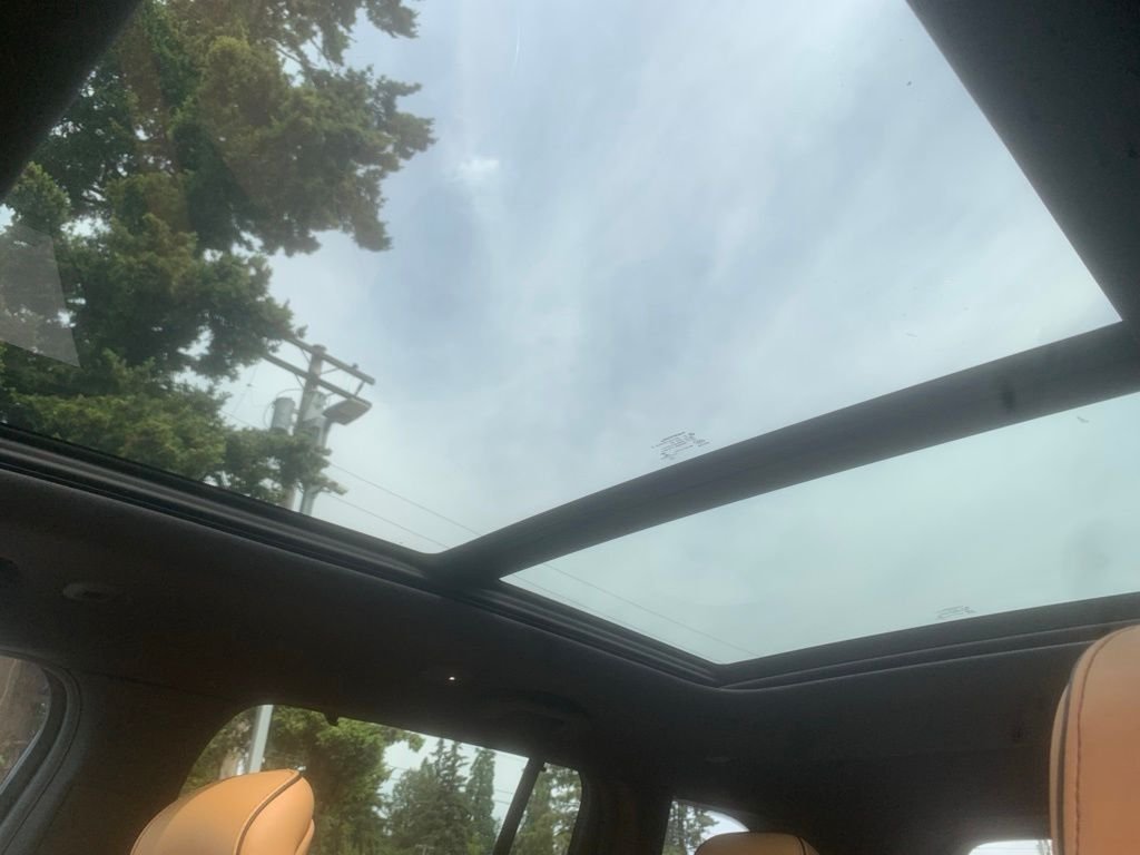 Used 2022 Brown Jeep Summit 4xe image 19