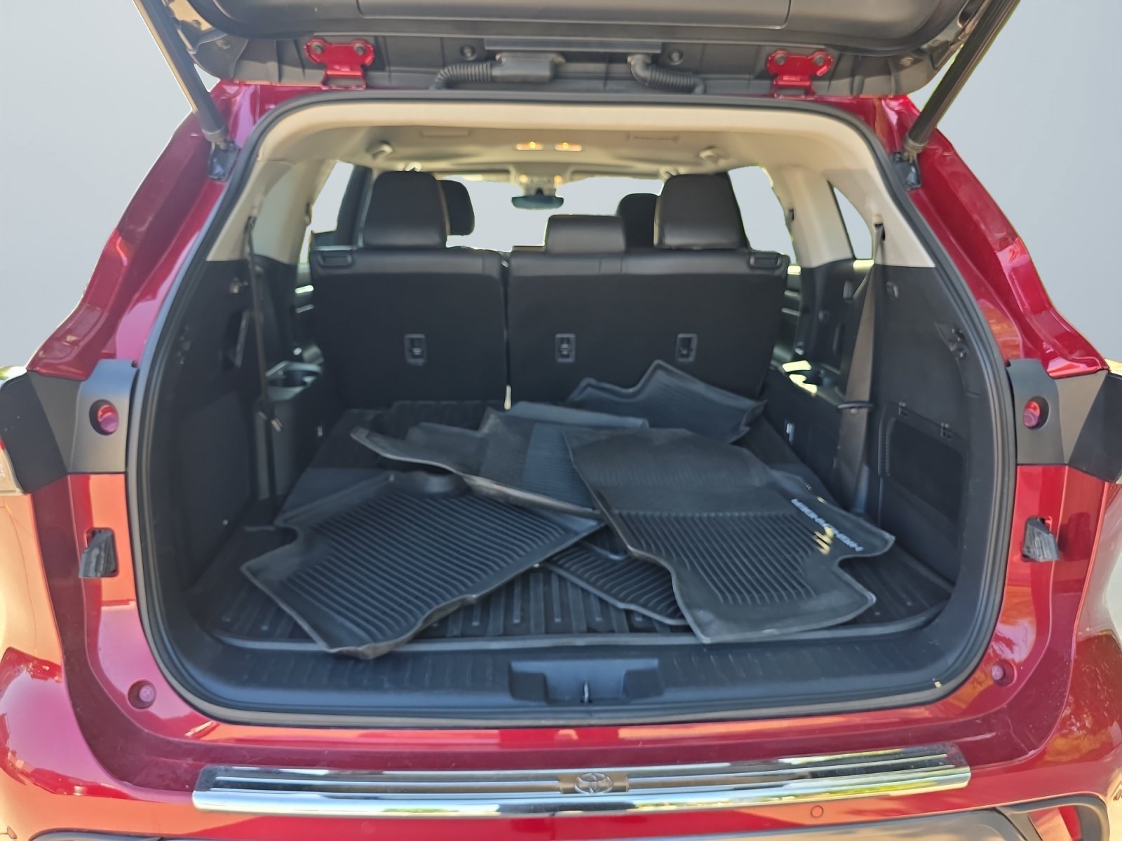 2020 Toyota Highlander Limited - Photo 14