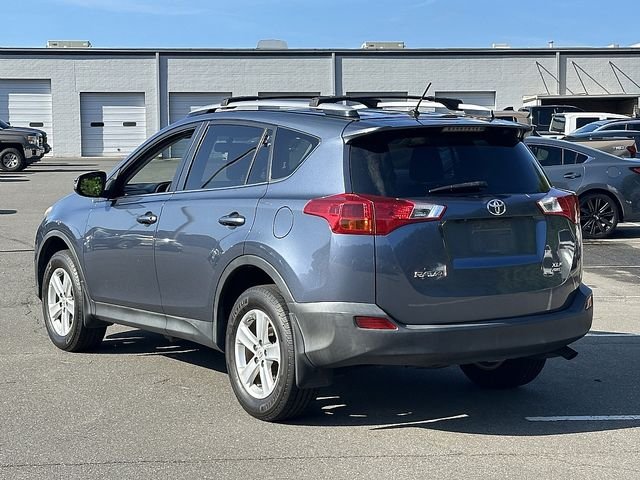 Used 2013 Blue Toyota XLE image 3