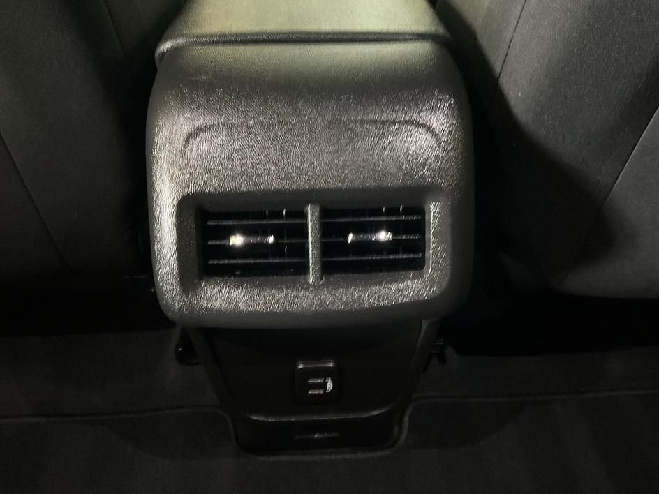 Used 2022 Red Chevrolet LT image 31