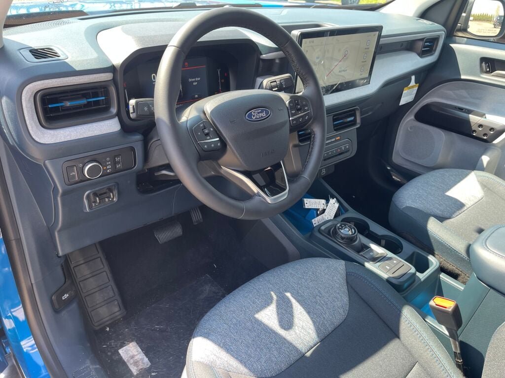 New 2026 E7/Blue Ford XLT image 6