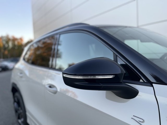 2026 Volkswagen Tiguan SE R-Line Black photo 3