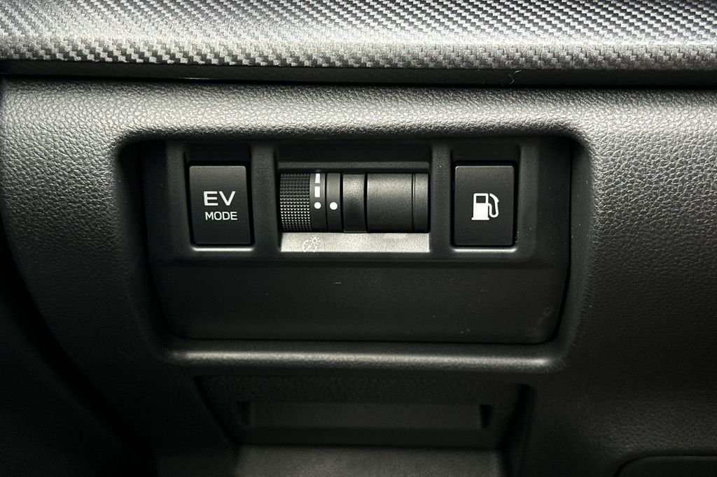 New 2026 MAGNETITE GRAY PEARL Subaru Limited Hybrid image 34