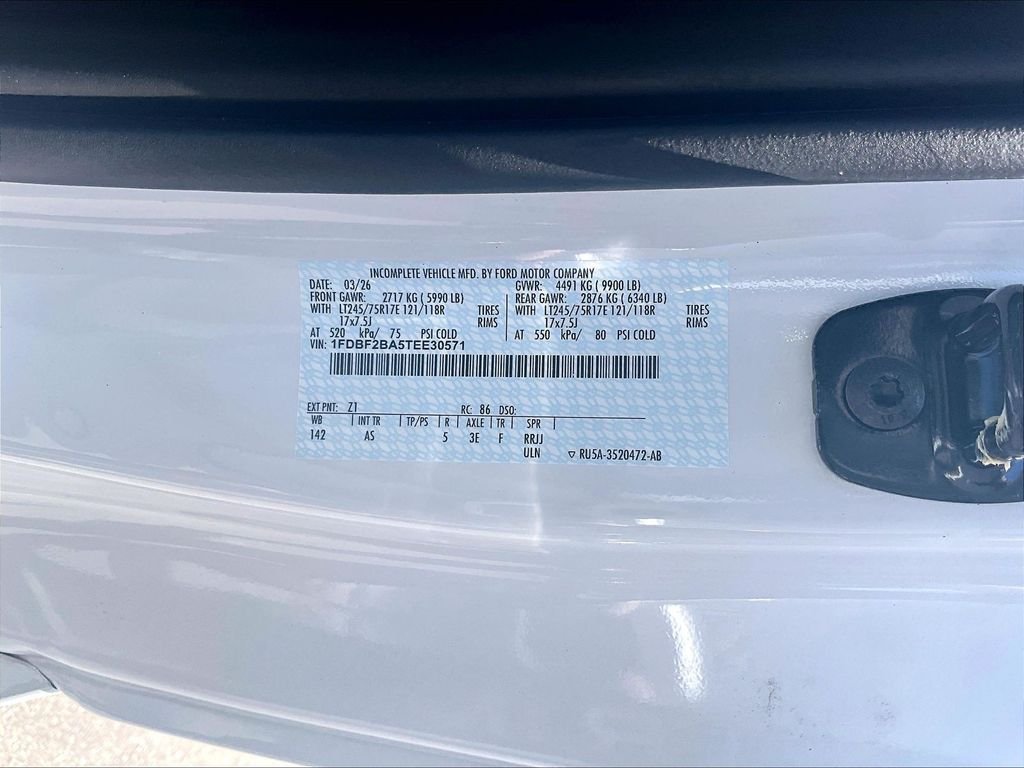 New 2026 Oxford White Ford XL image 14