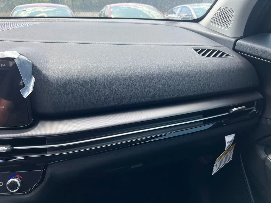 New 2026 Black Kia EX image 28