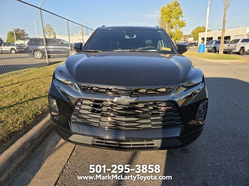 Used 2022 Black CHEVROLET RS image 2