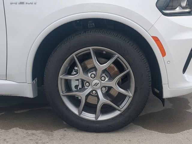 New 2027 White Knuckle Clear-Coat Exterior Paint Dodge GT HEMI image 11