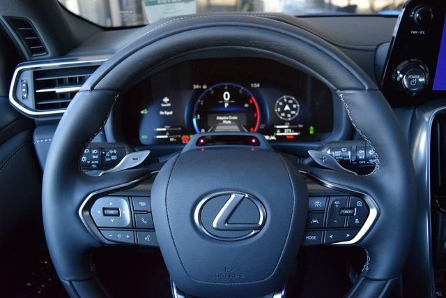 2026 Lexus LX 700h Luxury - Photo 12