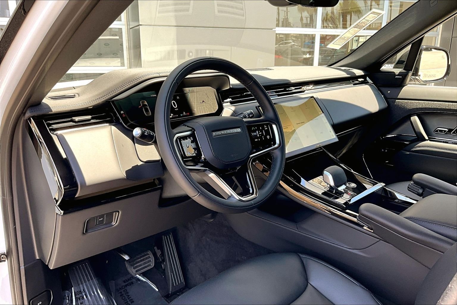 New 2026 Fuji White Land Rover SE image 6