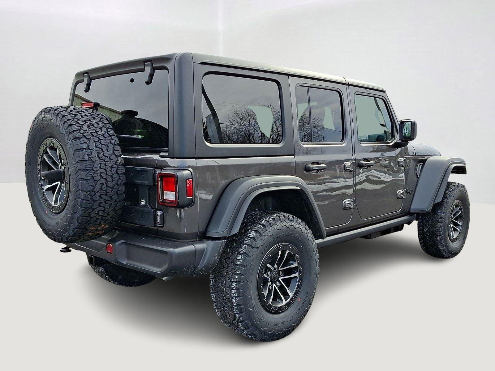 New 2026 Granite Crystal Metallic Clear-Coat Exterior Paint Jeep Willys image 3