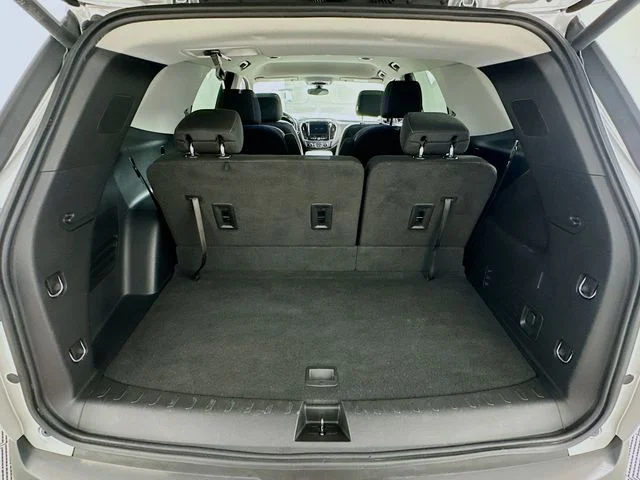 Used 2020 Silver Chevrolet LT image 27