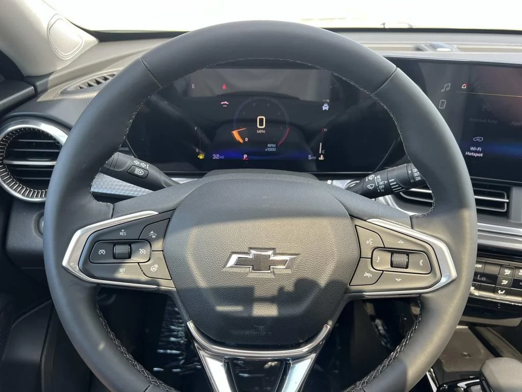 New 2026 Cacti Green Chevrolet ACTIV image 15