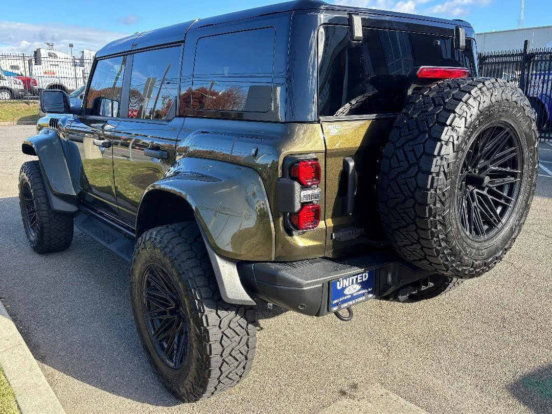 2024 Ford Bronco 4-Door Raptor - Photo 8