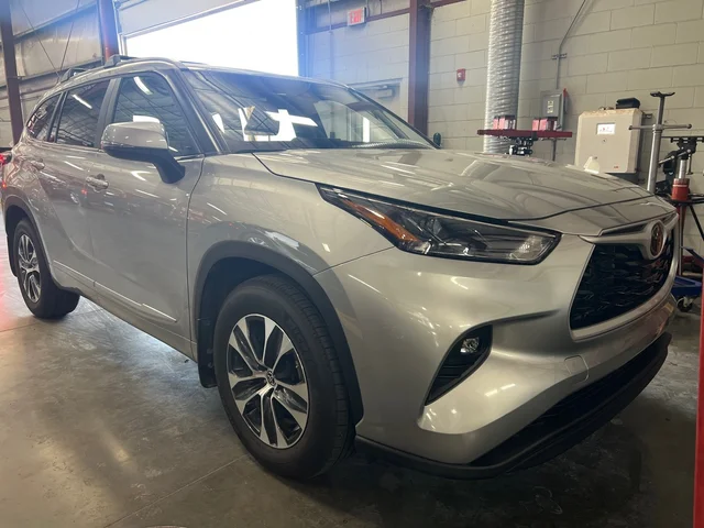 2025 Toyota Highlander LE