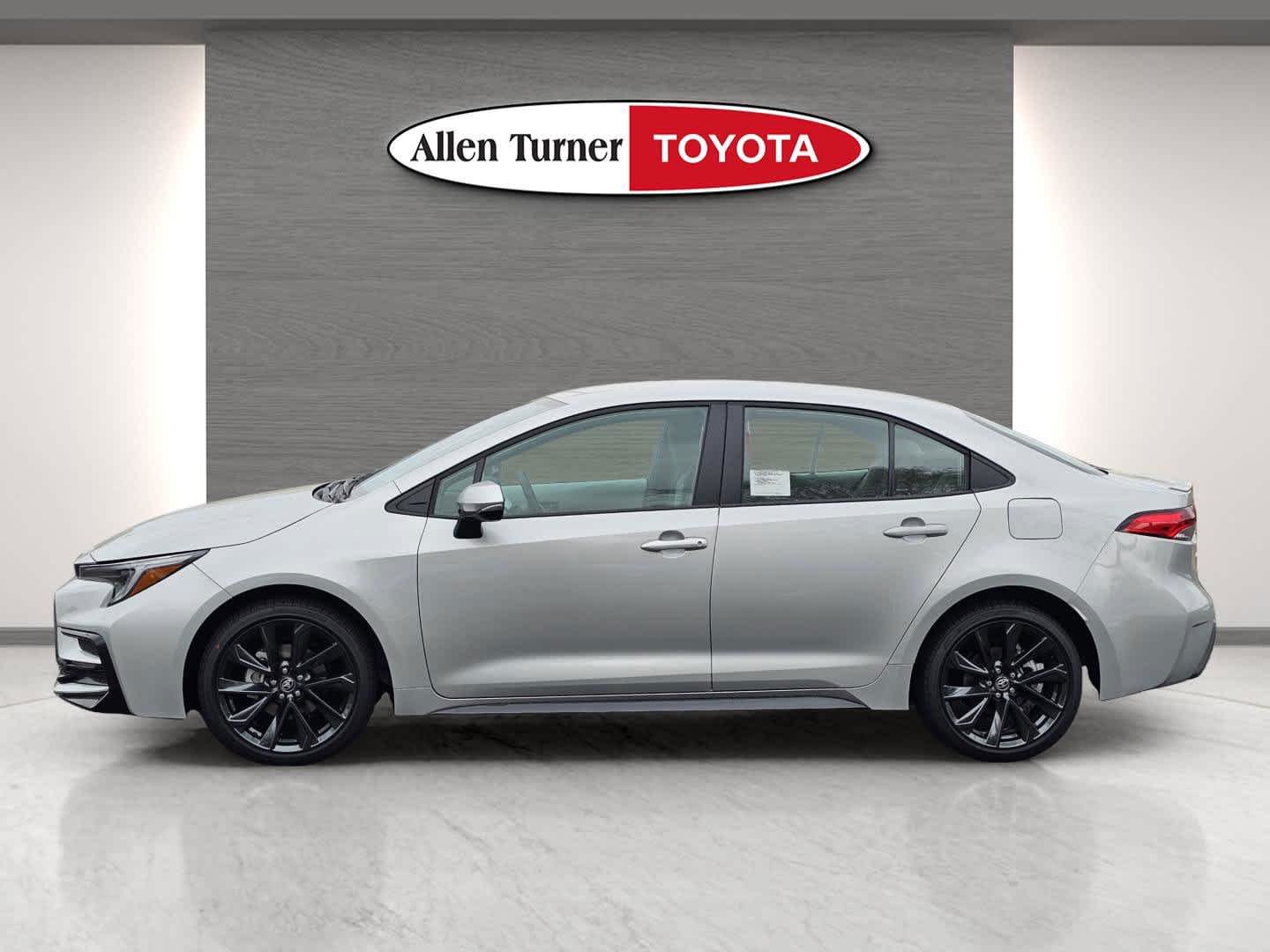 New 2026 Classic Silver Metallic Toyota SE image 4