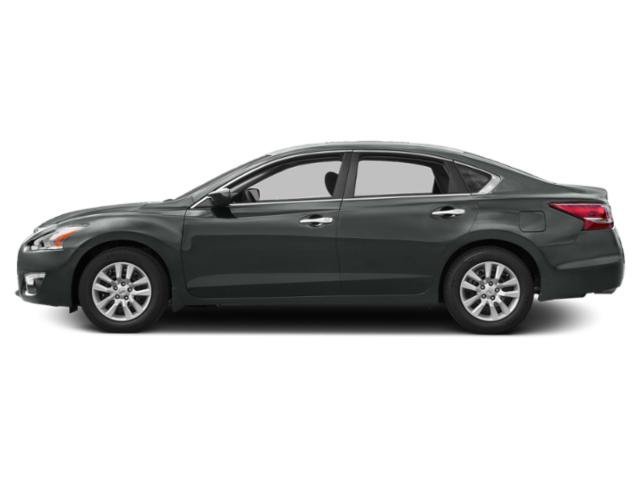 Used 2015 Gun Metallic Nissan 2.5 S image 3