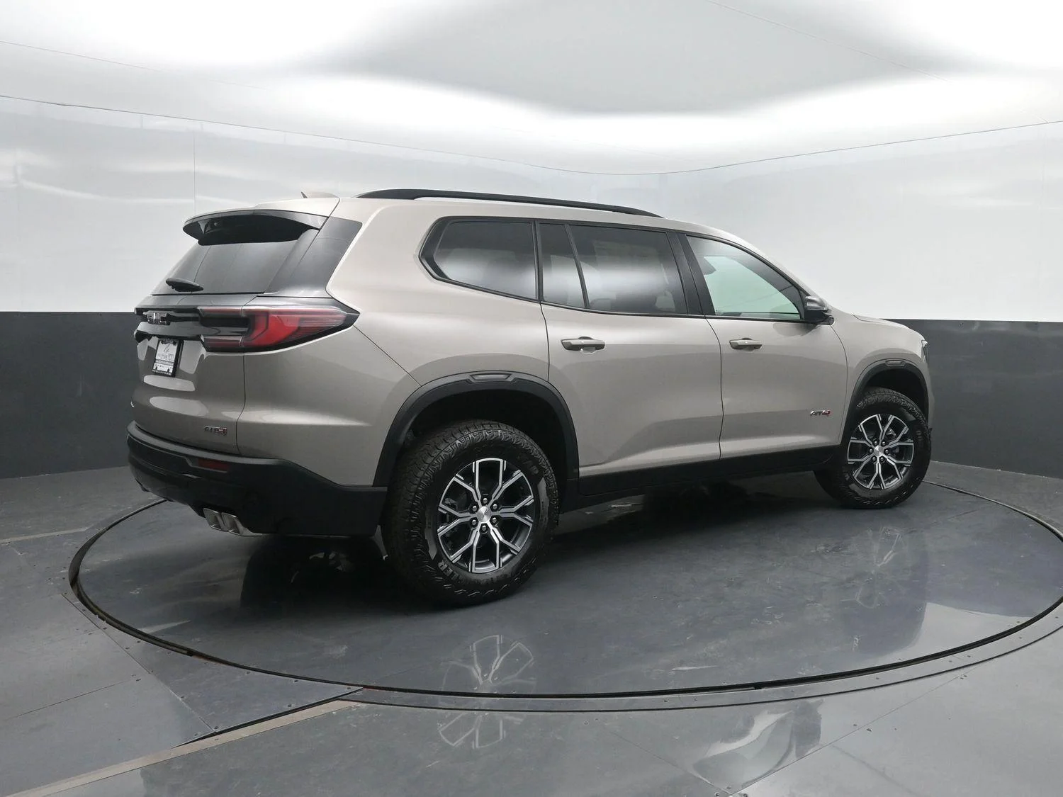 2026 GMC Acadia AT4 AWD's photo