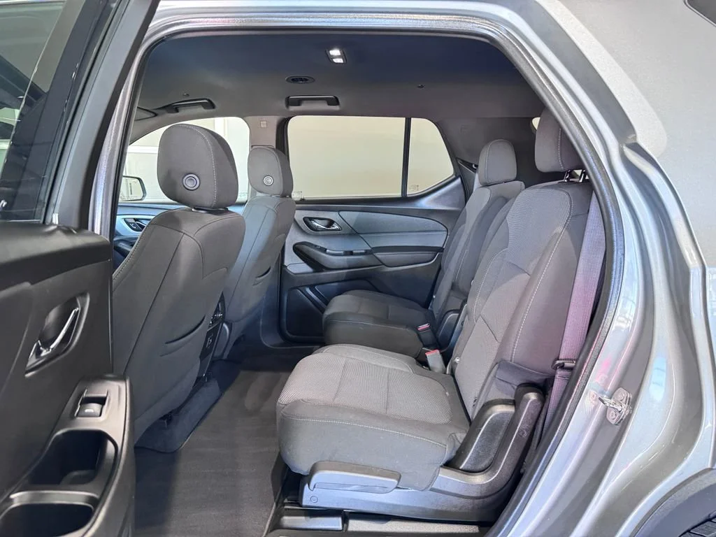 2023 Chevrolet Traverse 1LT - Photo 11