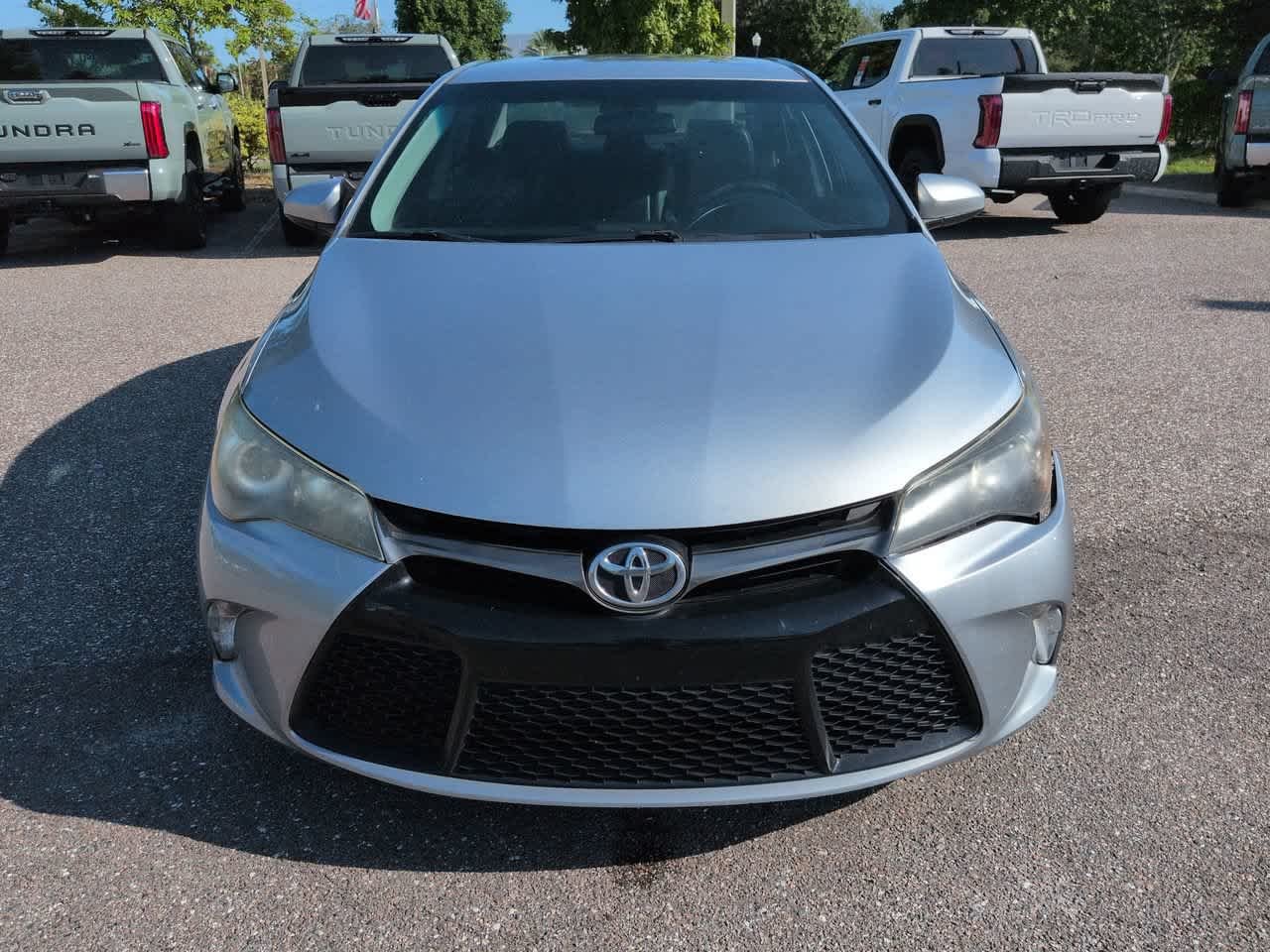 Used 2015 Celestial Silver Metallic Toyota SE image 9