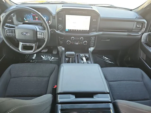 Used 2024 Black Ford XLT image 9