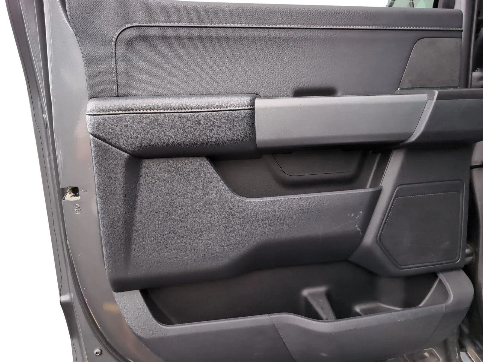Used 2024 Carbonized Gray Ford XLT image 34