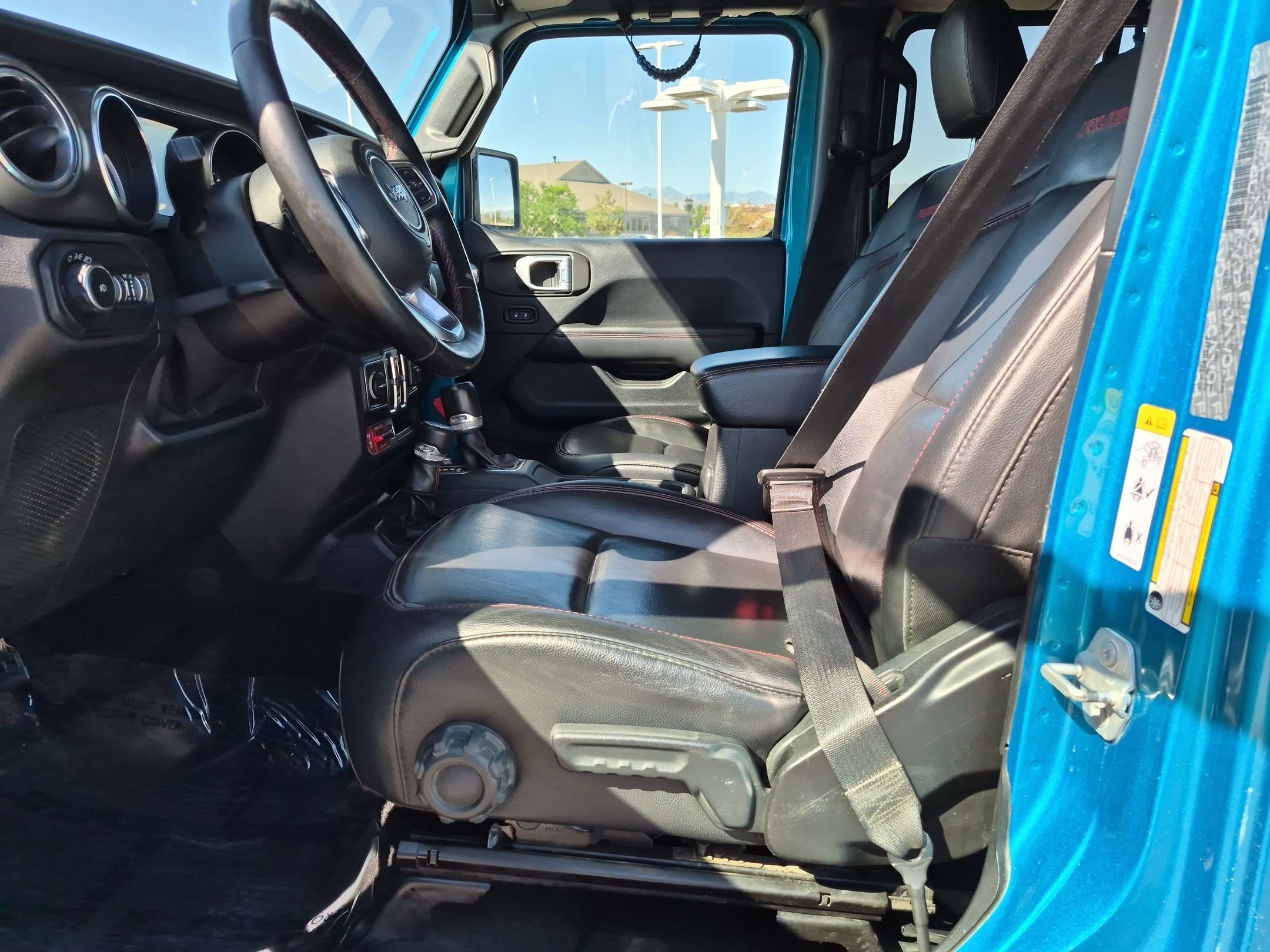 Used 2019 Bikini Pearlcoat Jeep Rubicon image 15