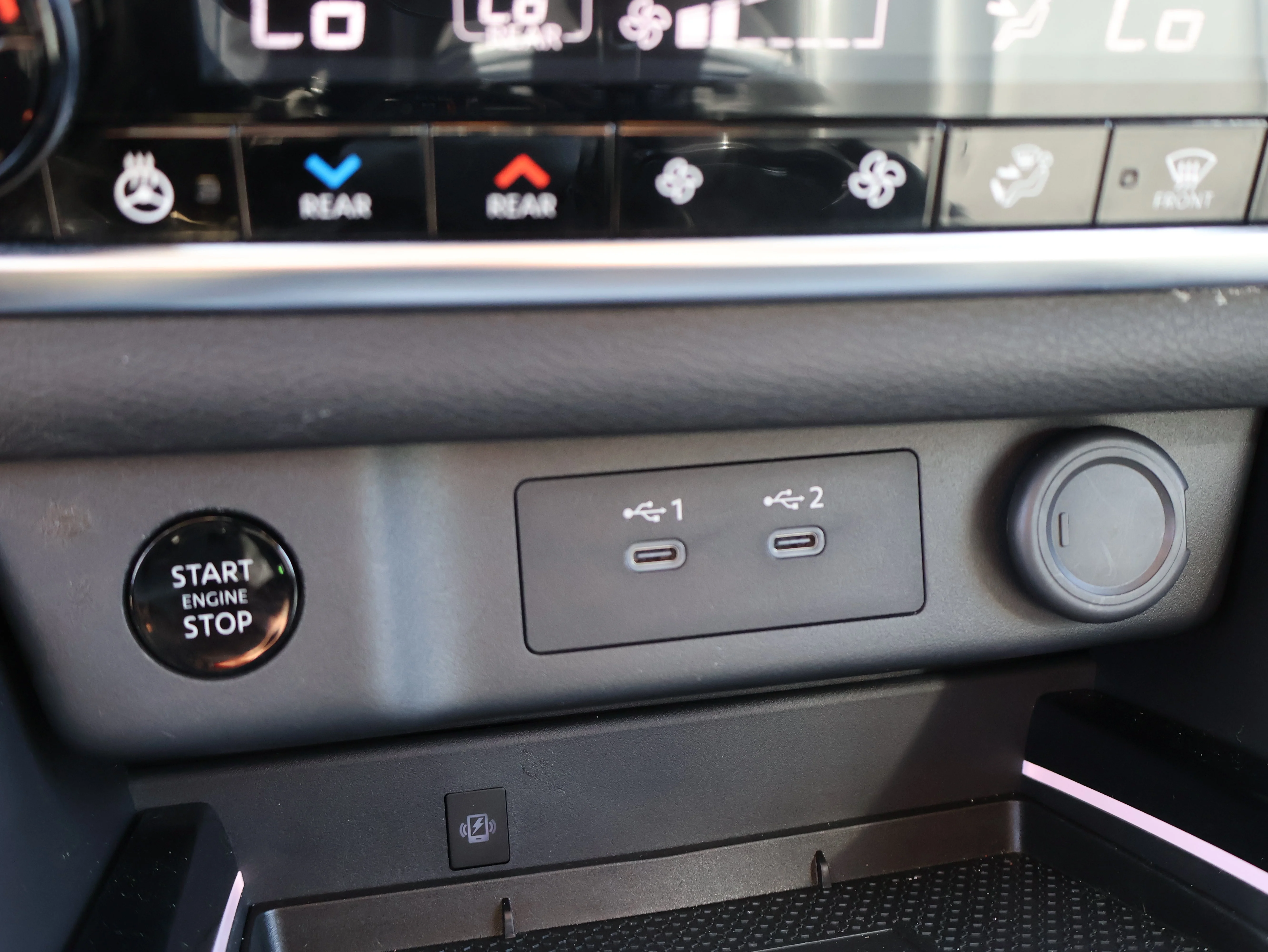 Used 2025 Gun Metallic Nissan SL image 28