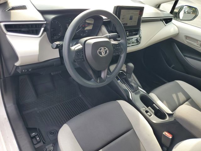 Used 2023 White Toyota LE image 18
