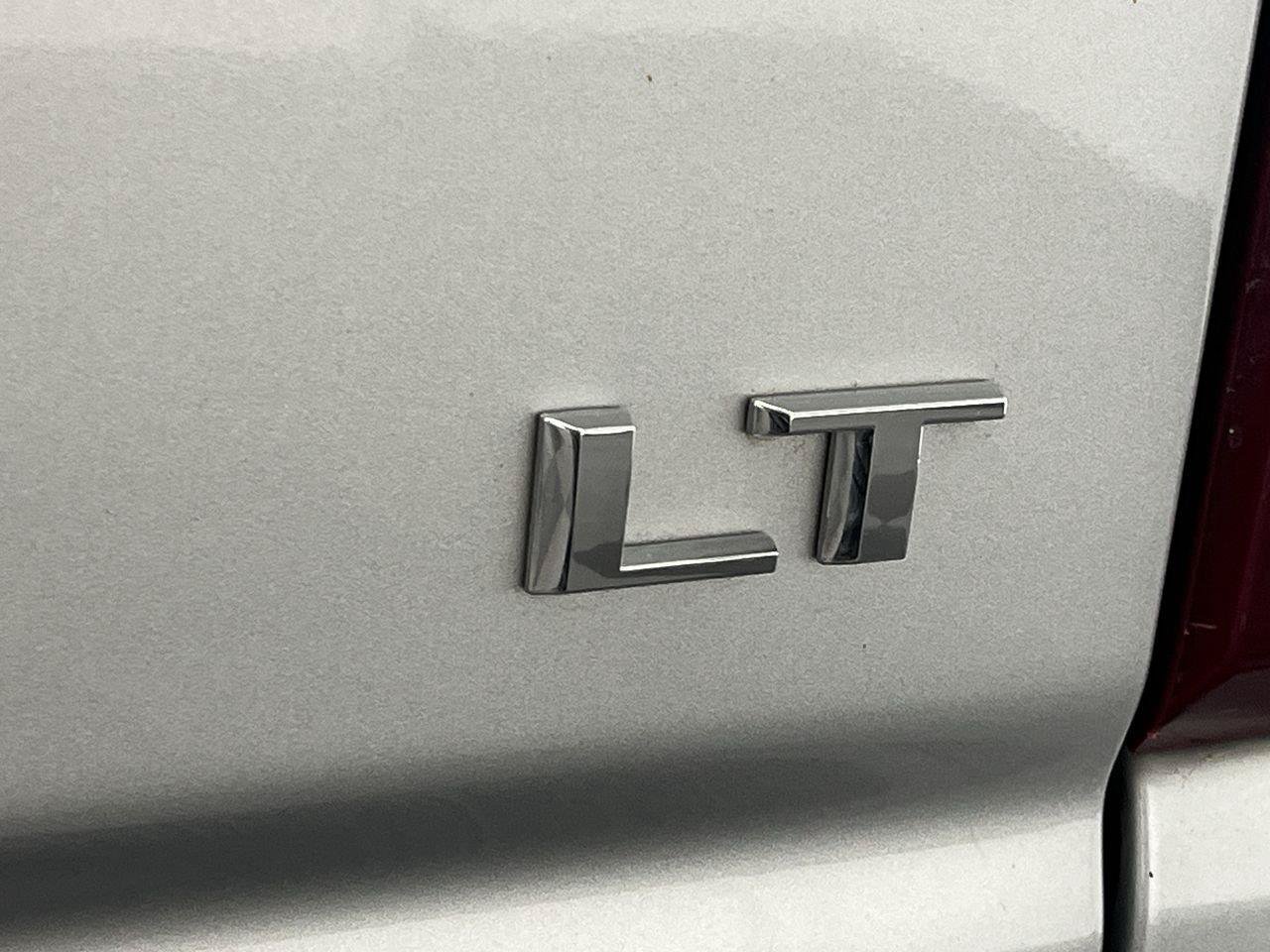 2022 Chevrolet Silverado 1500 LT - Photo 32