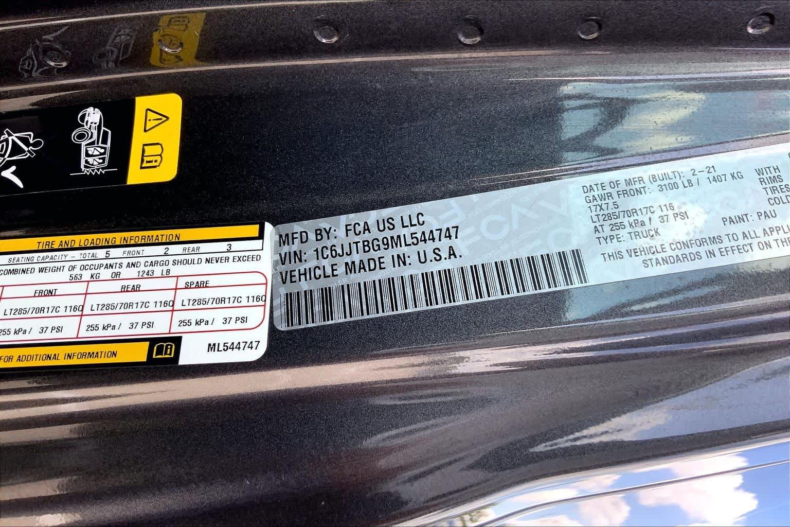 Used 2021 Granite Crystal Metallic Clearcoat Jeep Rubicon image 36