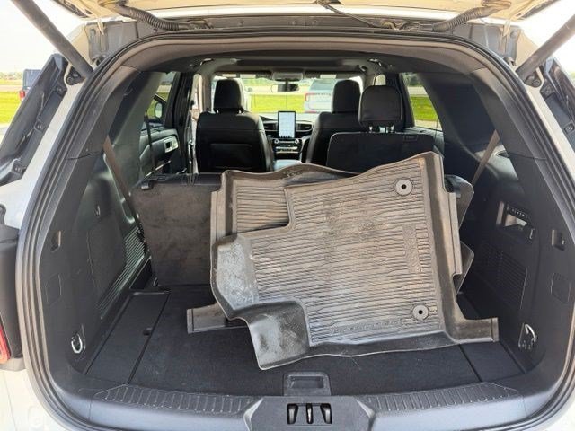 Used 2023 White Metallic Ford ST image 29