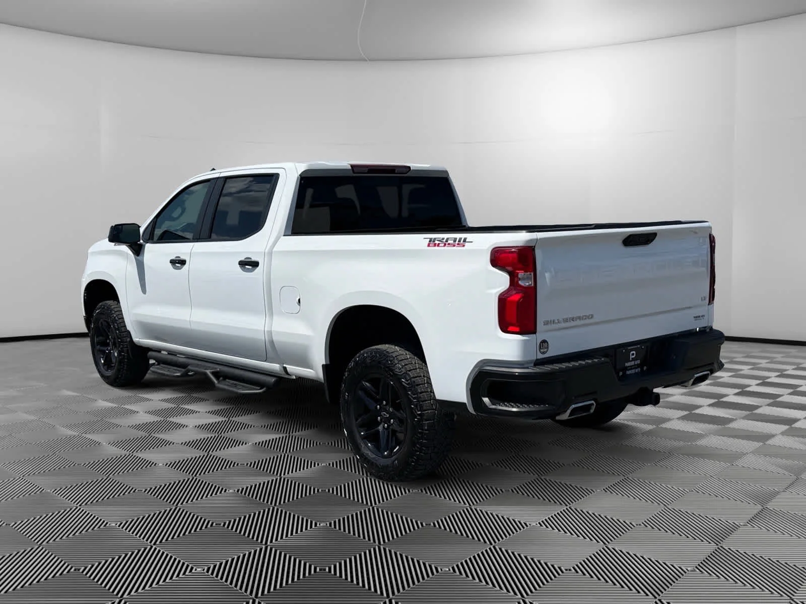 2024 Chevrolet Silverado 1500 LT Trail Boss - Photo 3