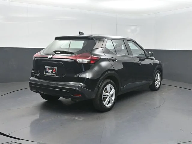 Used 2021 Black Nissan S image 26