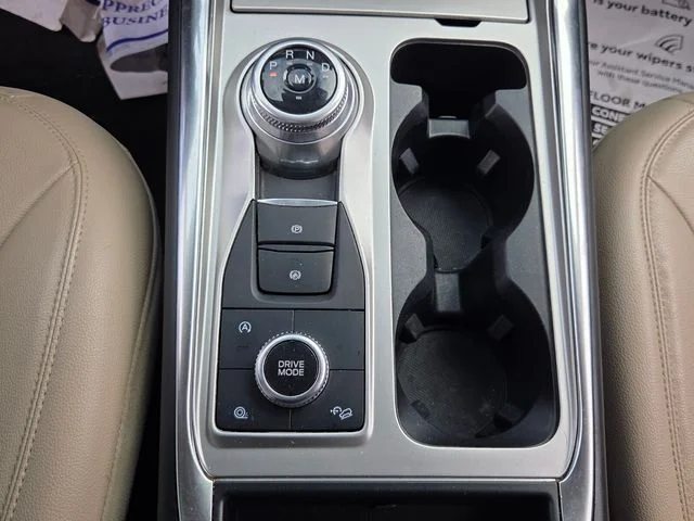 Used 2020 White Ford XLT image 19