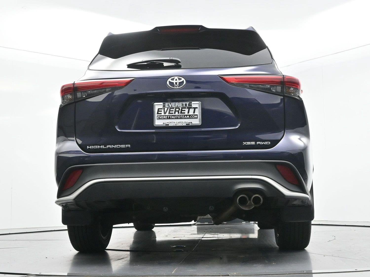 Used 2023 Blue Toyota L image 52