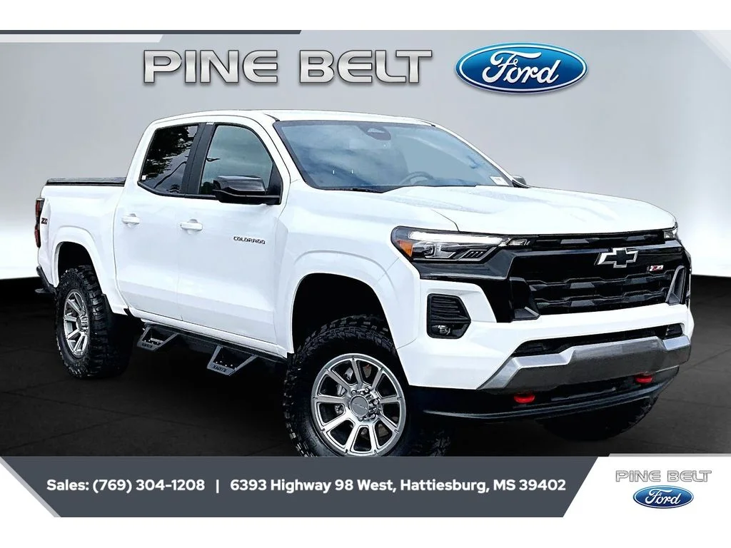Used 2024 Summit White Chevrolet 4WD Z71 image 1