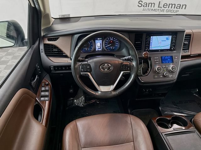Used 2019 White Toyota Limited Premium image 23